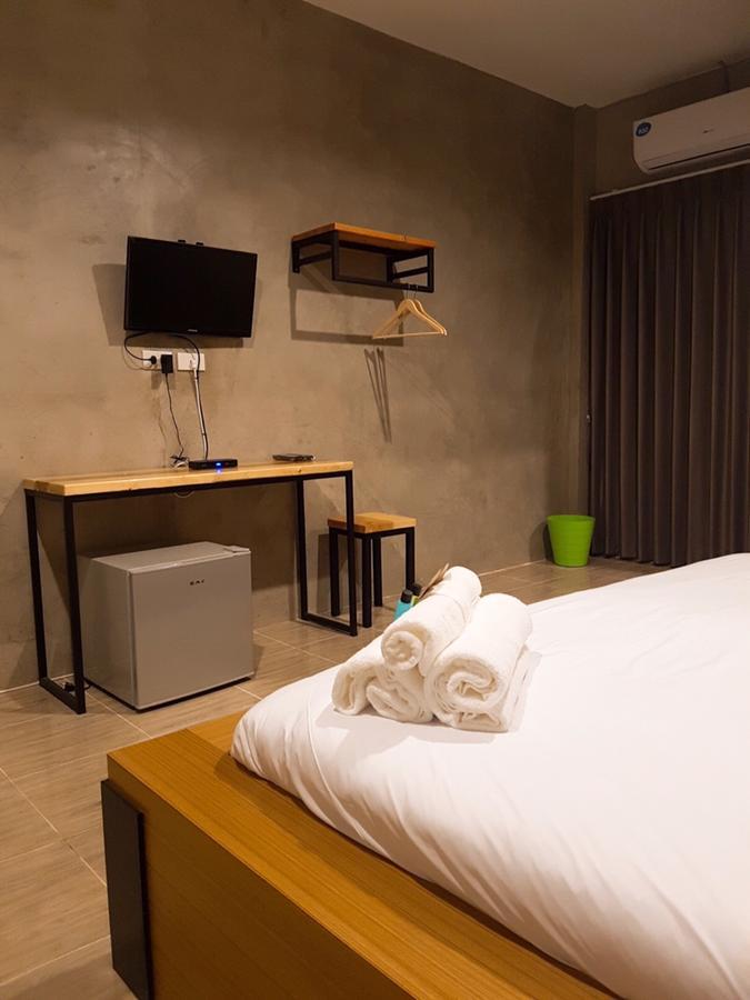 The Day Home Hotel Pakchong Bagian luar foto